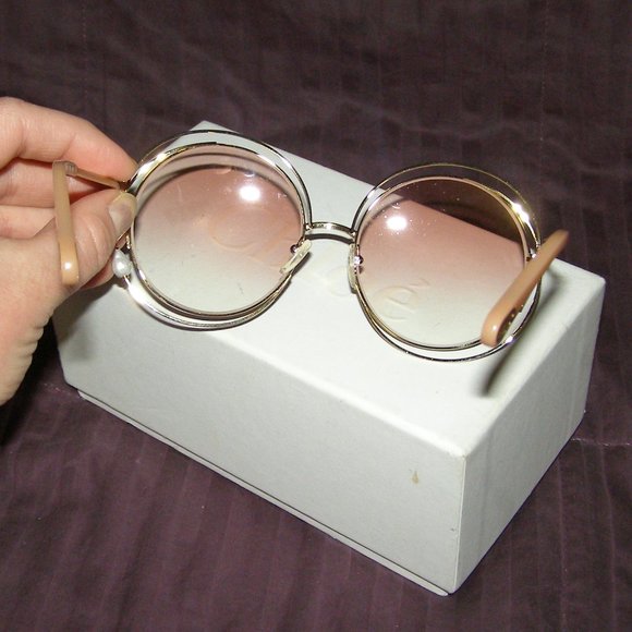 NEW w/Box CHLOÉ Carlina Pearl Round-frame Sunglasses In Gold Gradient Pe… - Picture 8 of 16